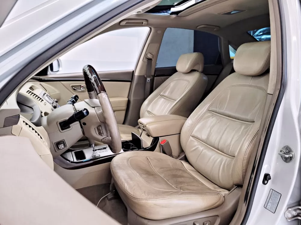 Hyundai AZERA