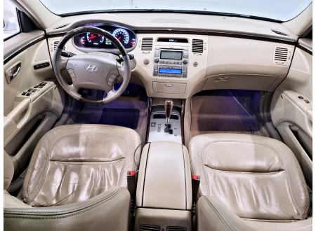 Hyundai AZERA