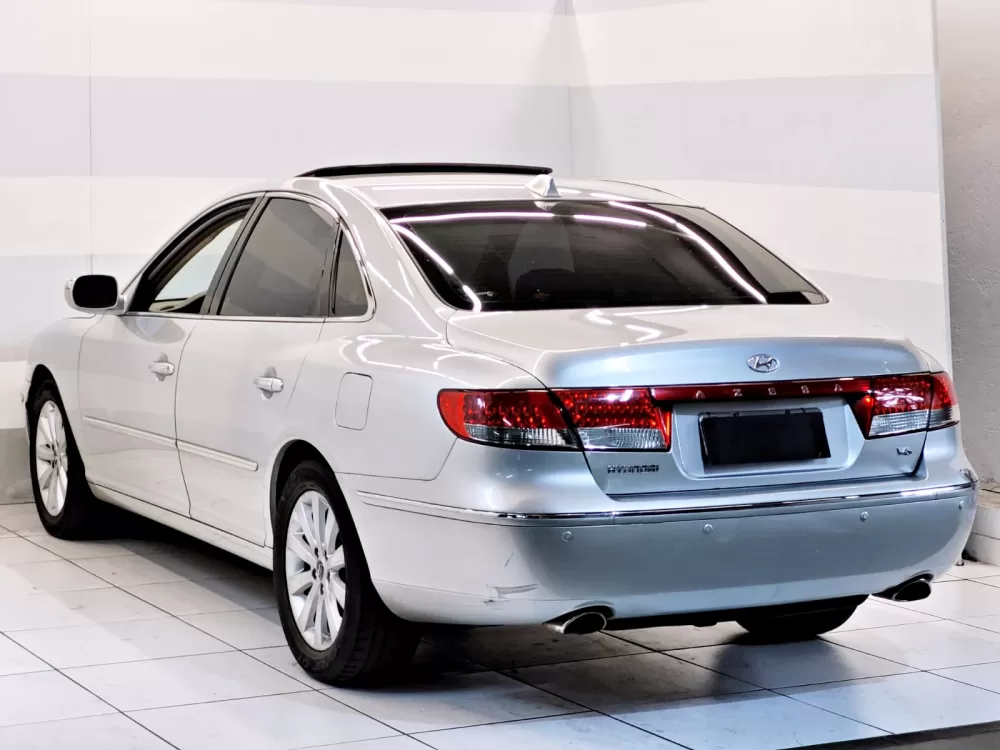 Hyundai AZERA