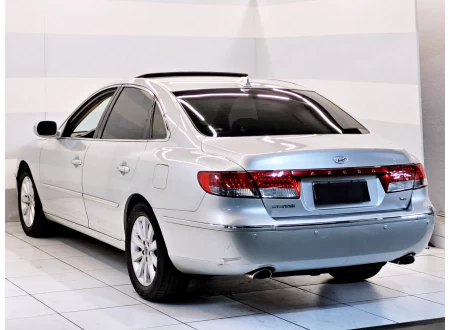 Hyundai AZERA