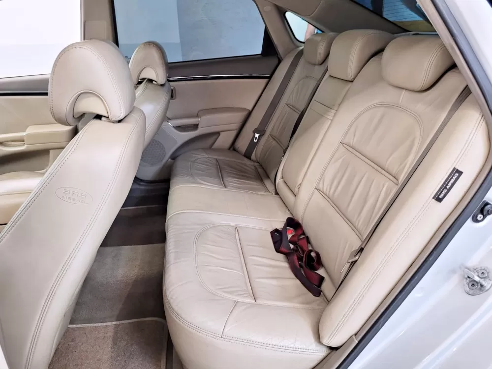 Hyundai AZERA