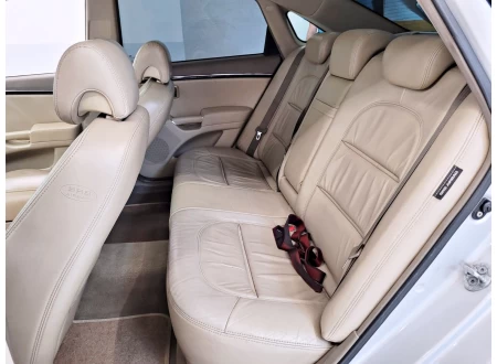 Hyundai AZERA