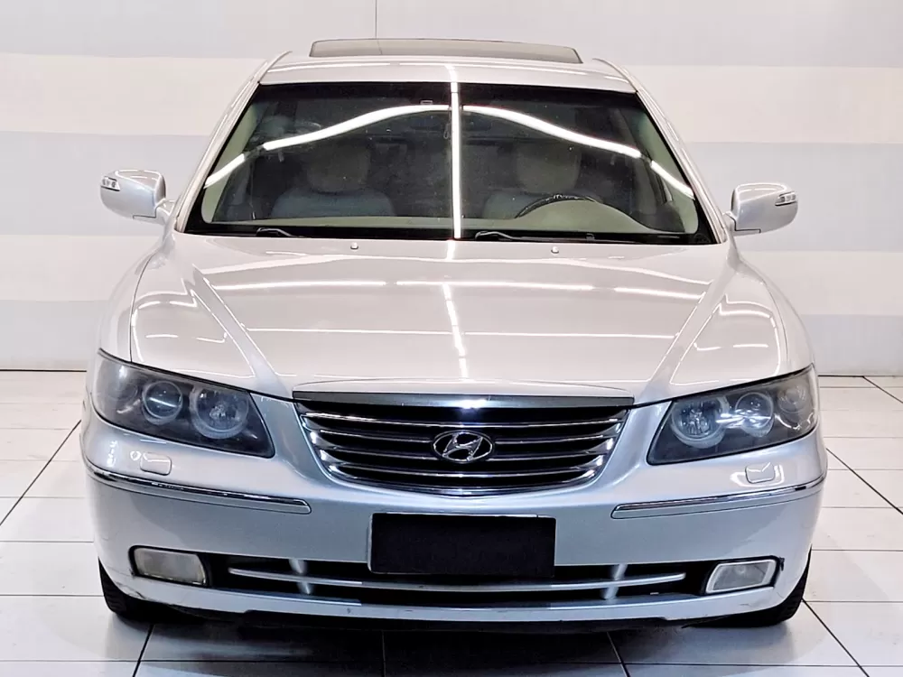 Hyundai AZERA