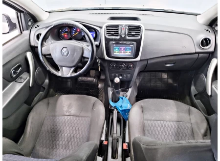 Renault SANDERO