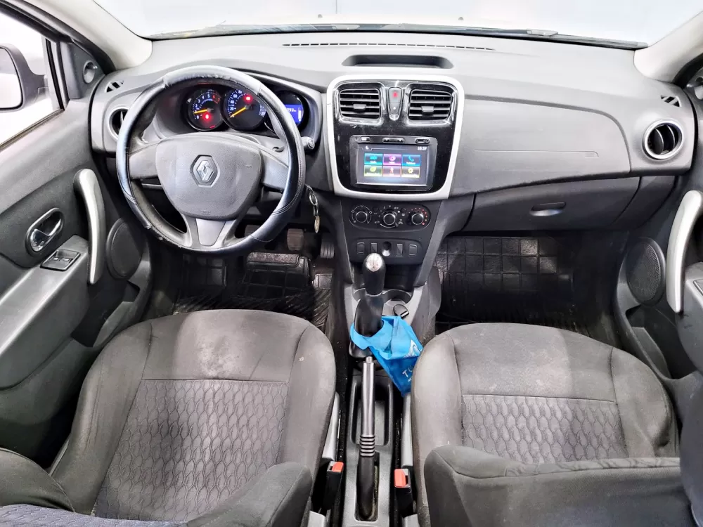 Renault SANDERO