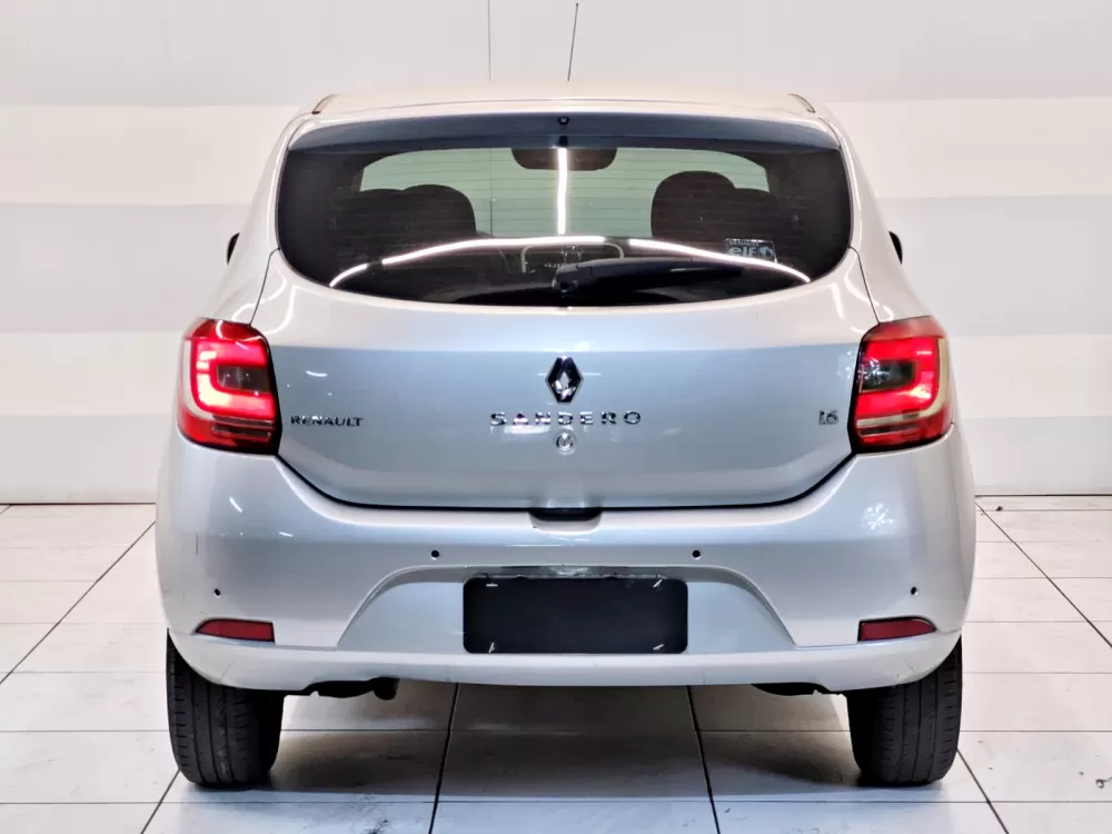 Renault SANDERO