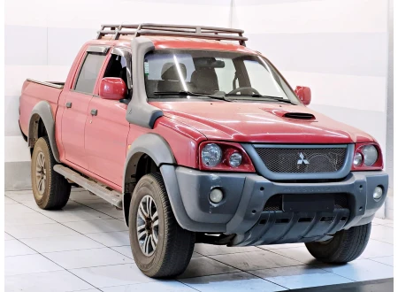 Mitsubishi L200