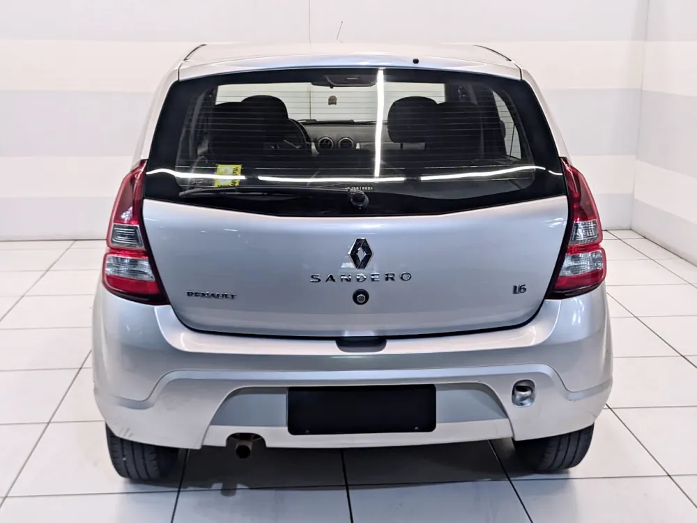 Renault SANDERO