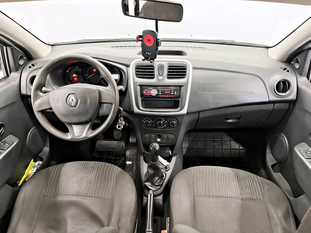Renault SANDERO