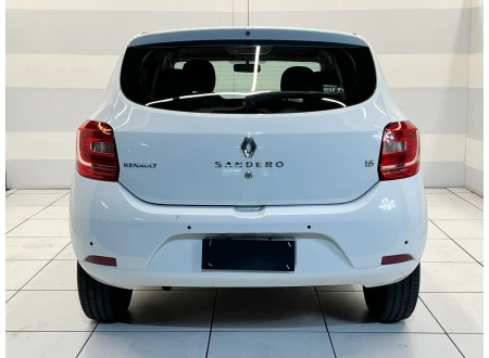 Renault SANDERO