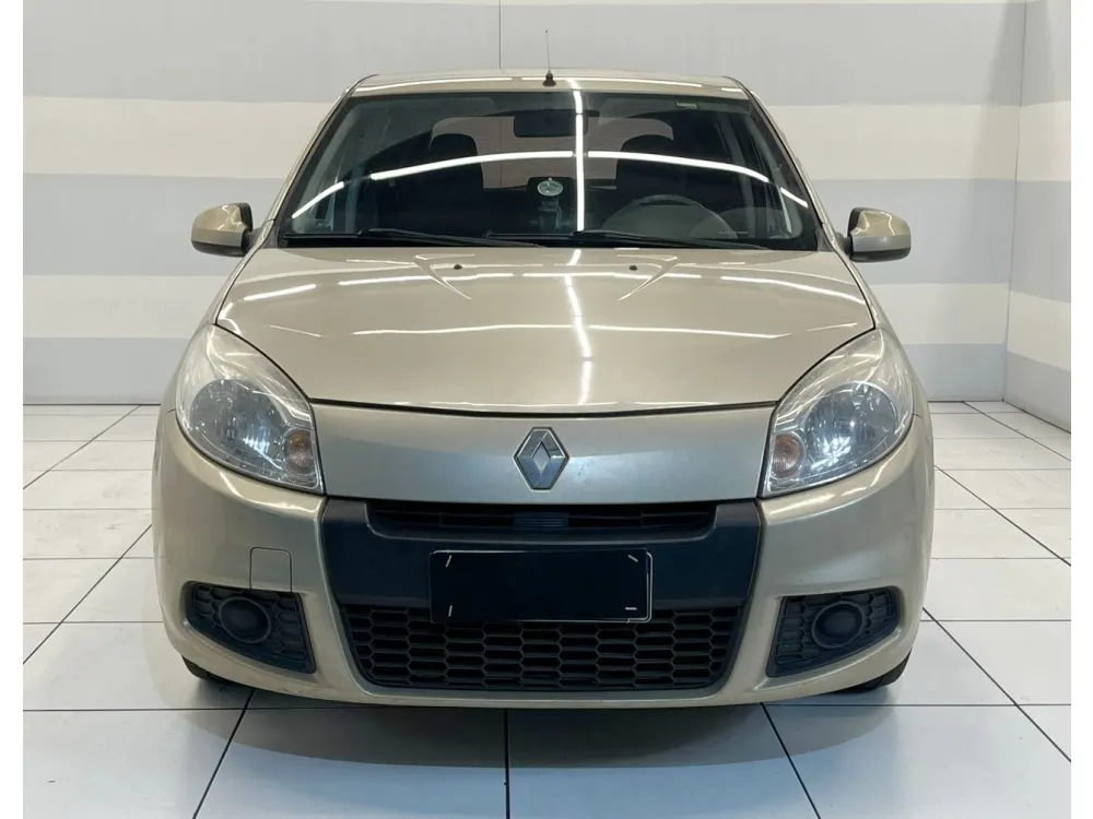 Renault SANDERO