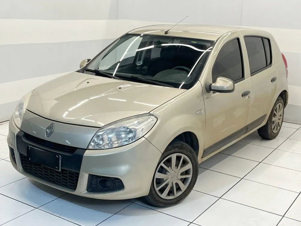 Renault SANDERO