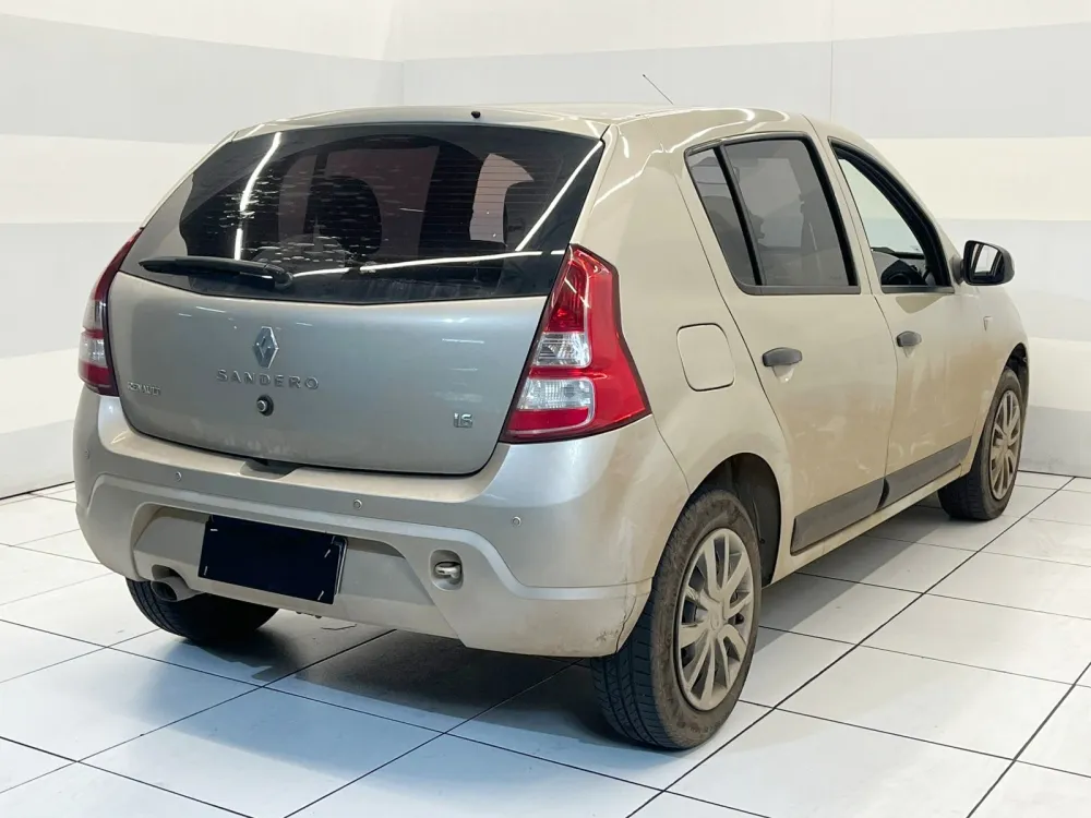 Renault SANDERO