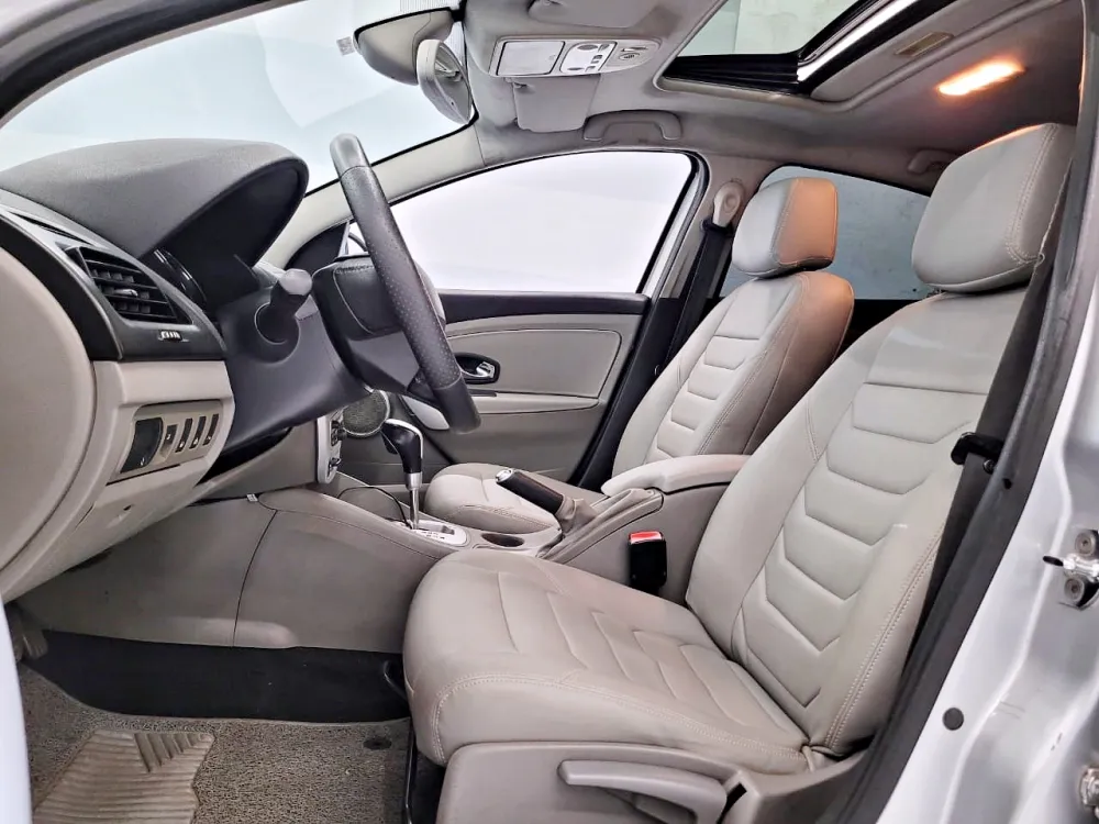 Renault FLUENCE