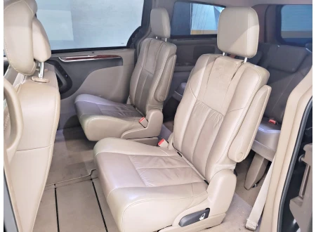 Chrysler TOWN