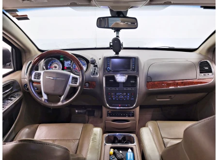 Chrysler TOWN