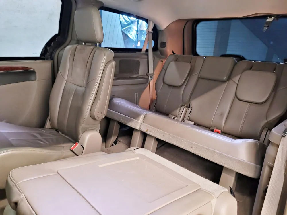 Chrysler TOWN
