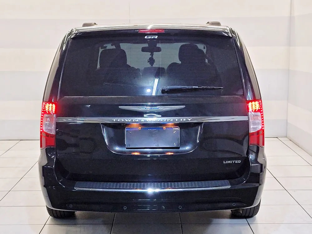 Chrysler TOWN