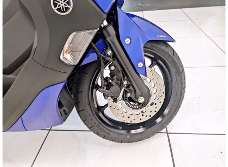 YAMAHA NMAX
