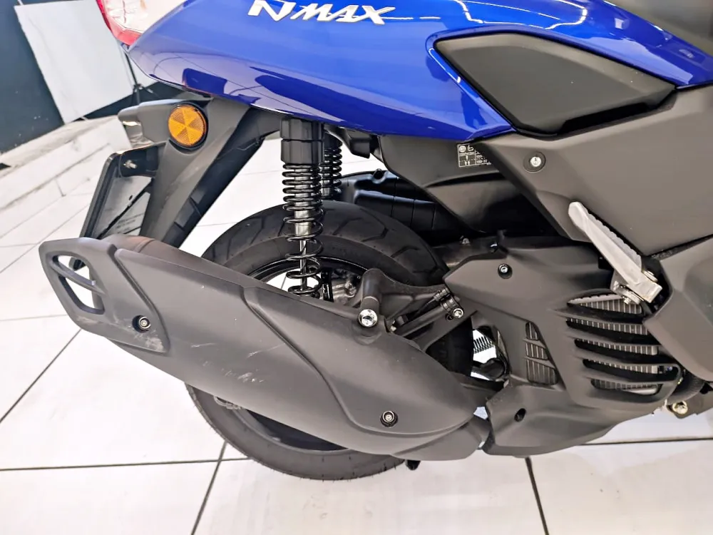 YAMAHA NMAX