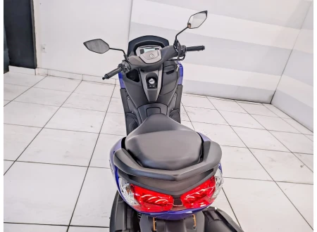 YAMAHA NMAX