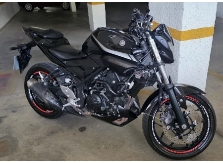 YAMAHA MT-03