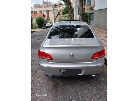 Peugeot 408