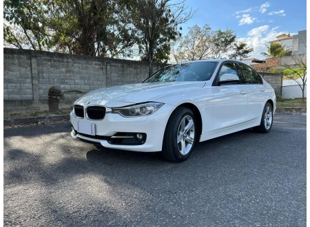 BMW 320i