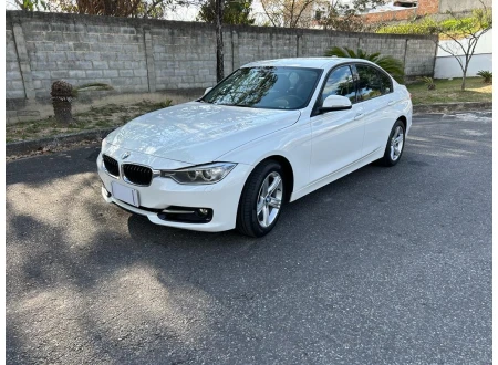 BMW 320i
