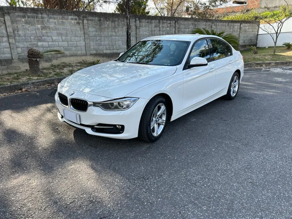BMW 320i