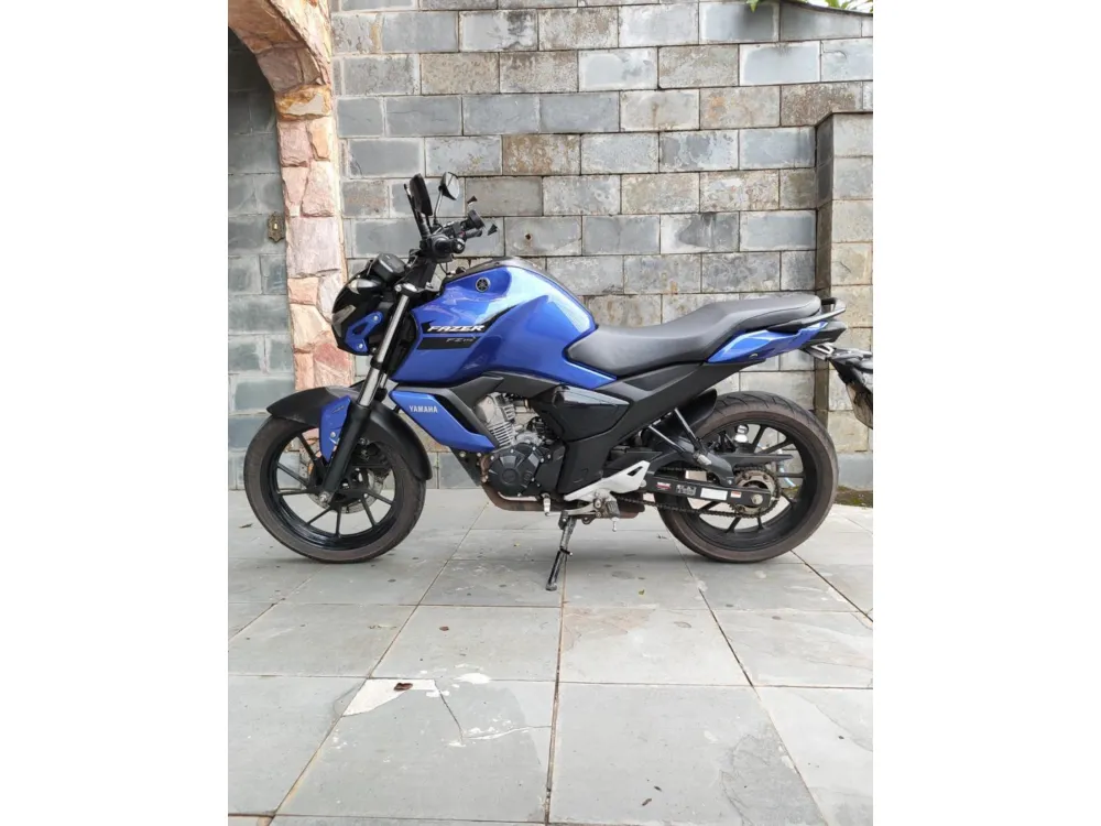 YAMAHA FZ15