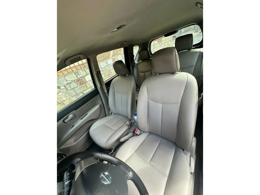 Nissan LIVINA