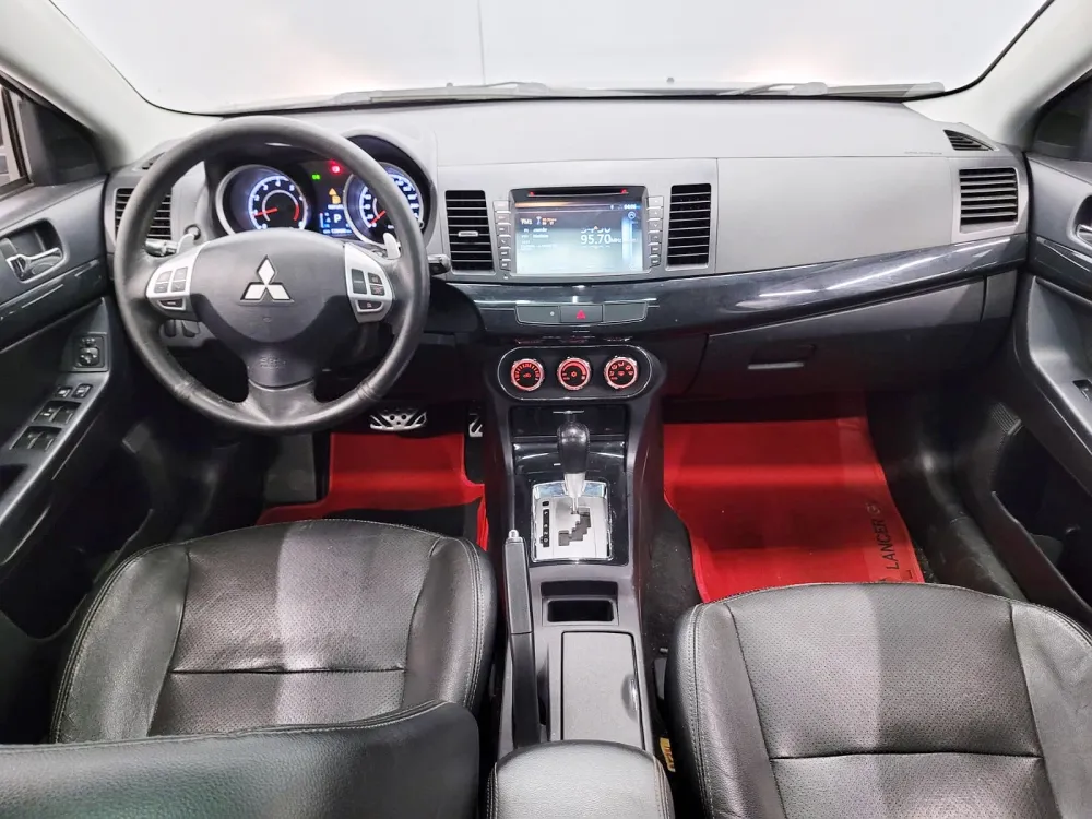 Mitsubishi Lancer