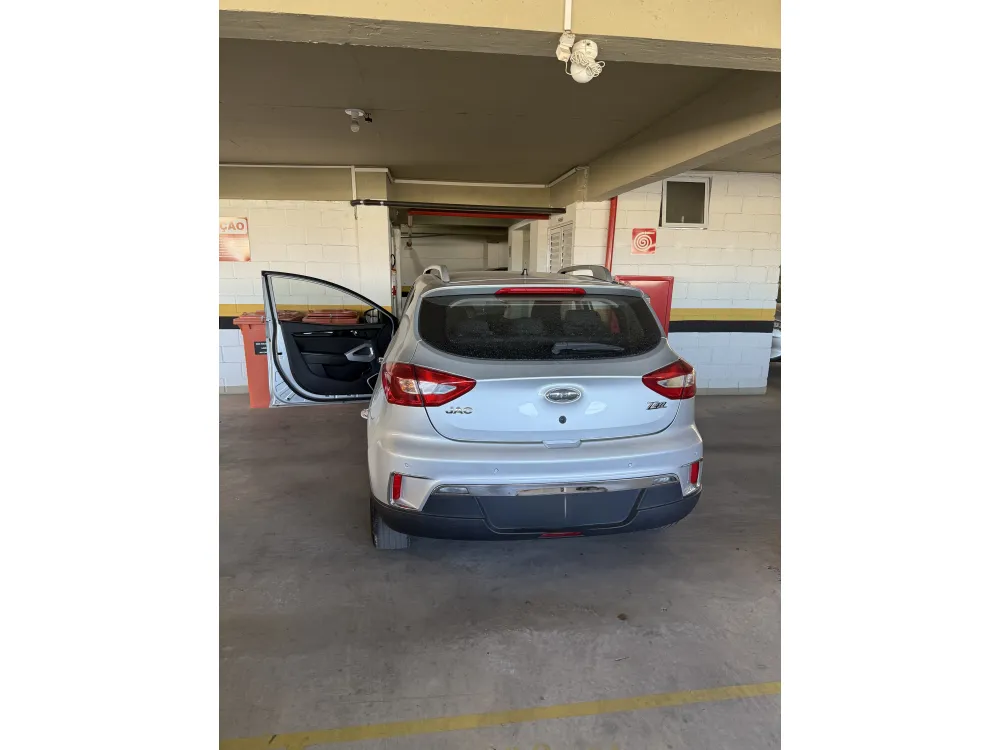 JAC T40