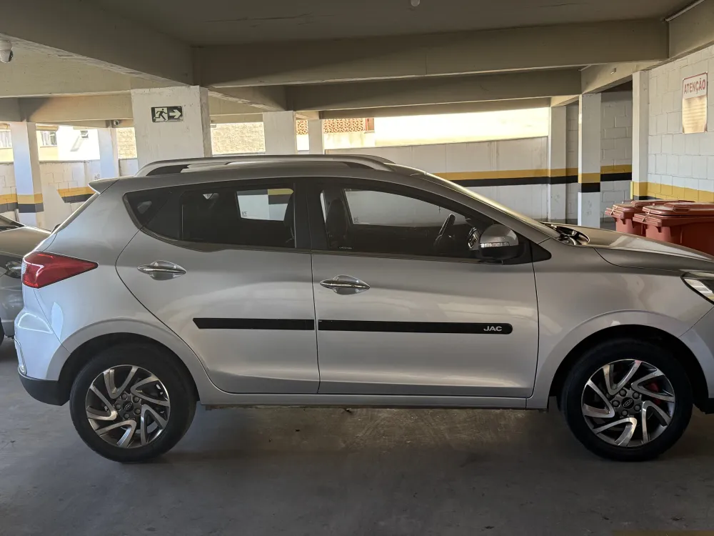 JAC T40
