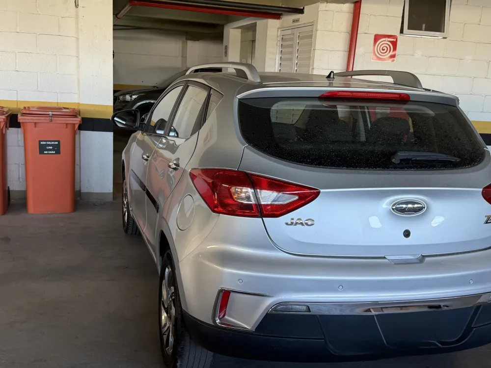 JAC T40