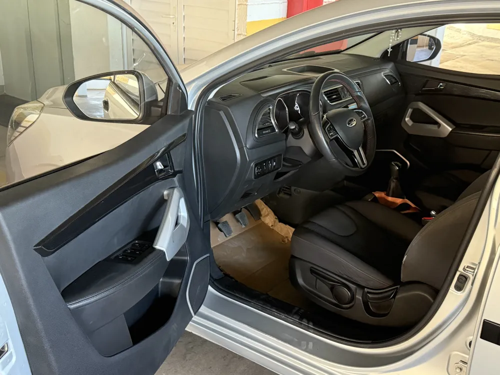 JAC T40