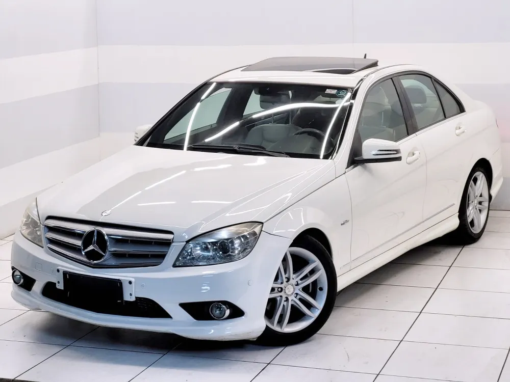 Mercedes-Benz C-200