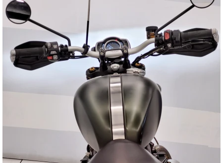 TRIUMPH SCRAMBLER