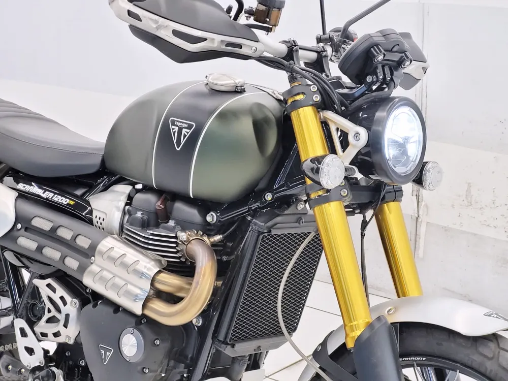 TRIUMPH SCRAMBLER