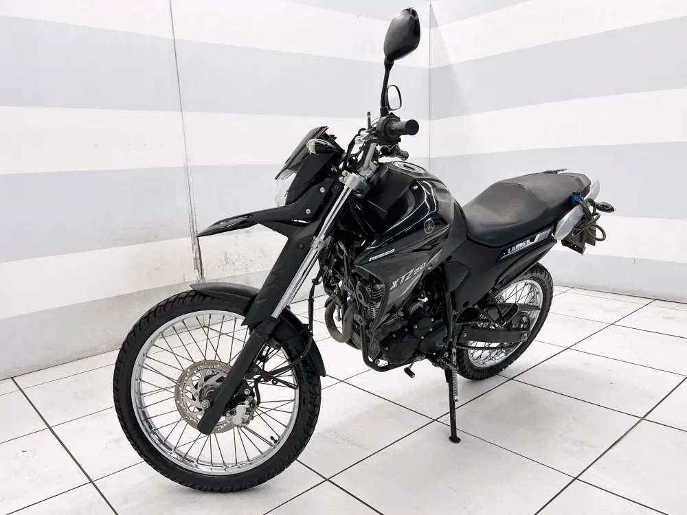 YAMAHA XTZ