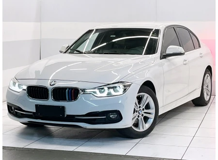 BMW 320i