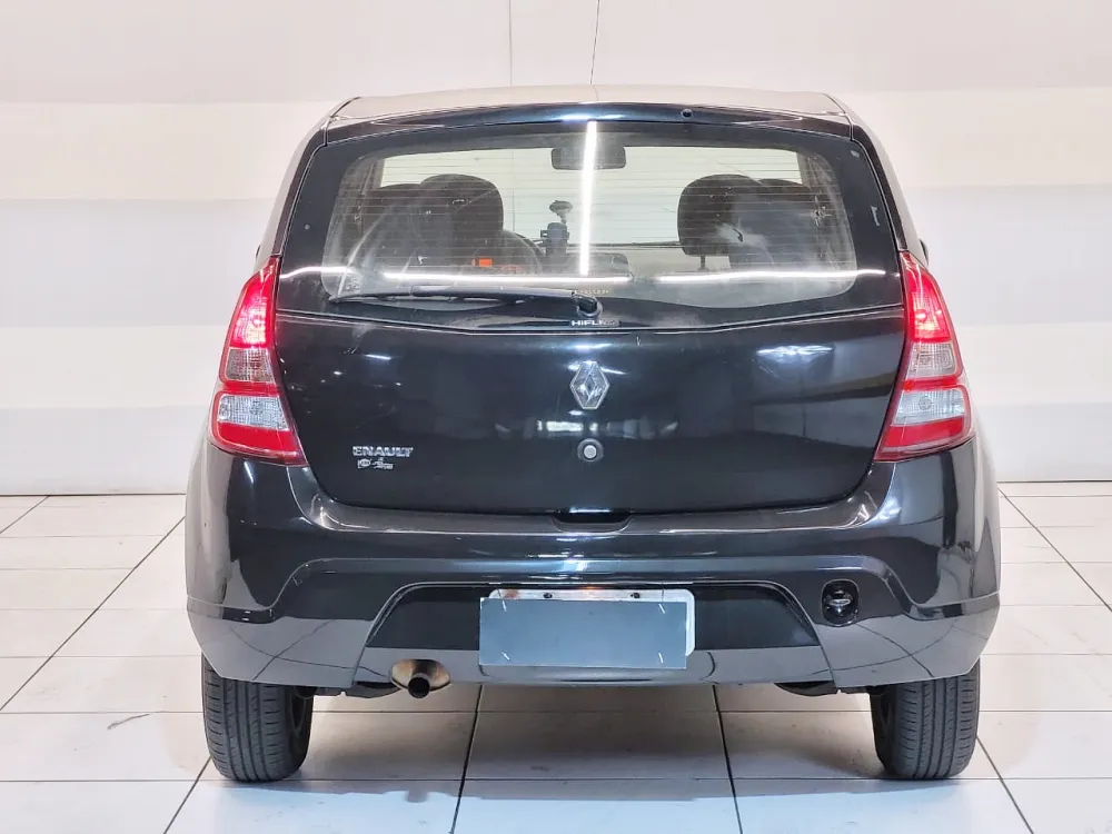 Renault SANDERO