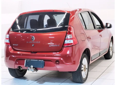 Renault SANDERO