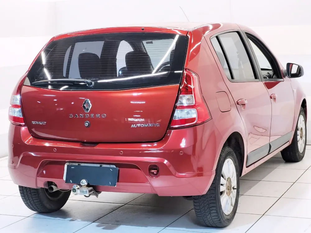 Renault SANDERO