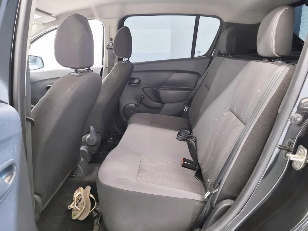 Renault SANDERO