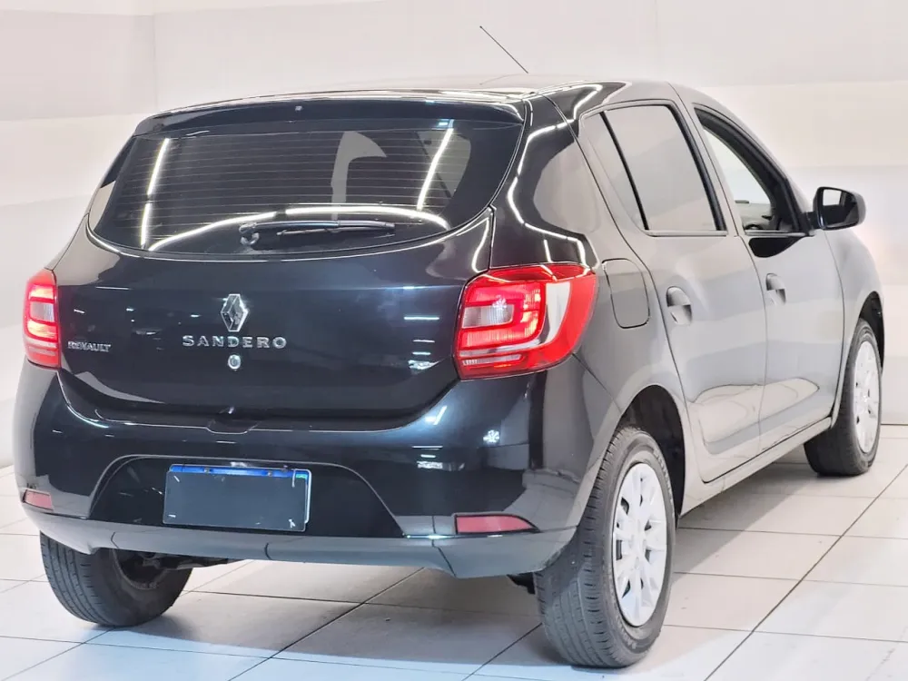 Renault SANDERO