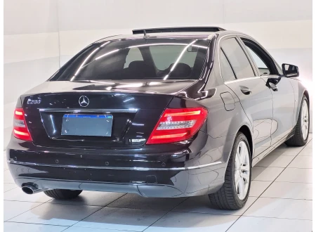 Mercedes-Benz C-200