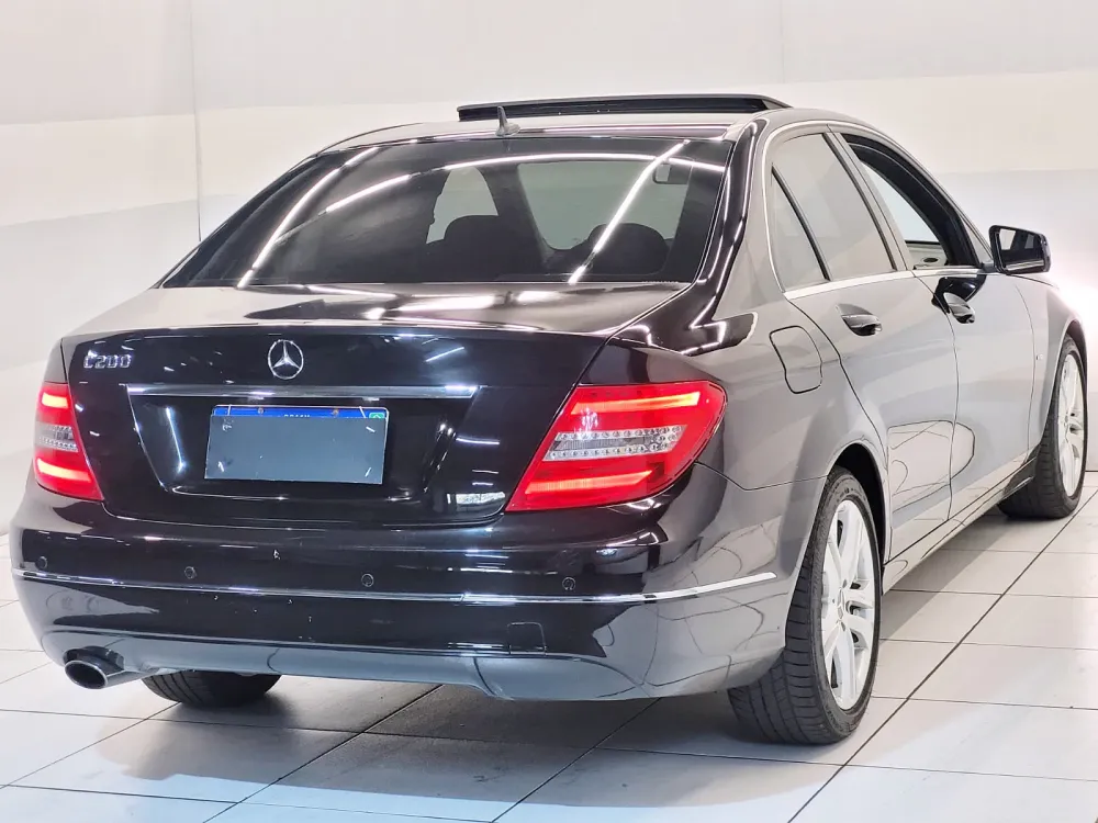 Mercedes-Benz C-200