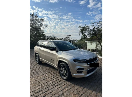 Jeep Commander